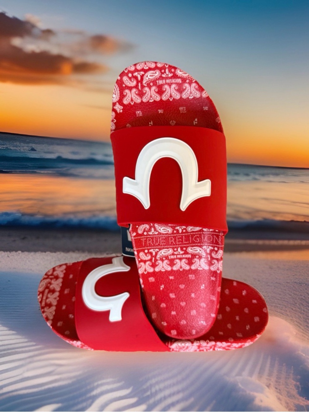 True Religion Men's Size 9 Red Paisley Logo Slide Sandals. Multicolor. NWT